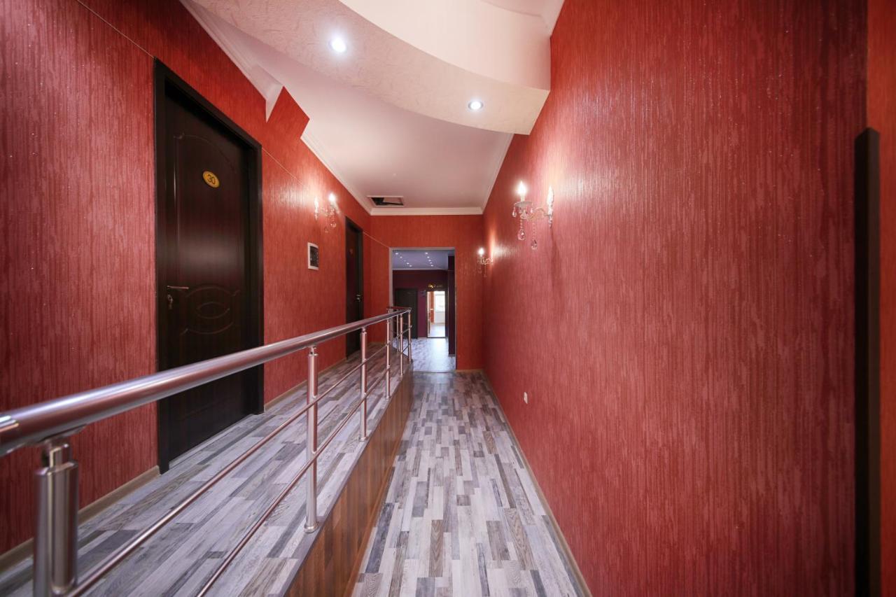 Hotel Tamari Kutaisi Bagian luar foto