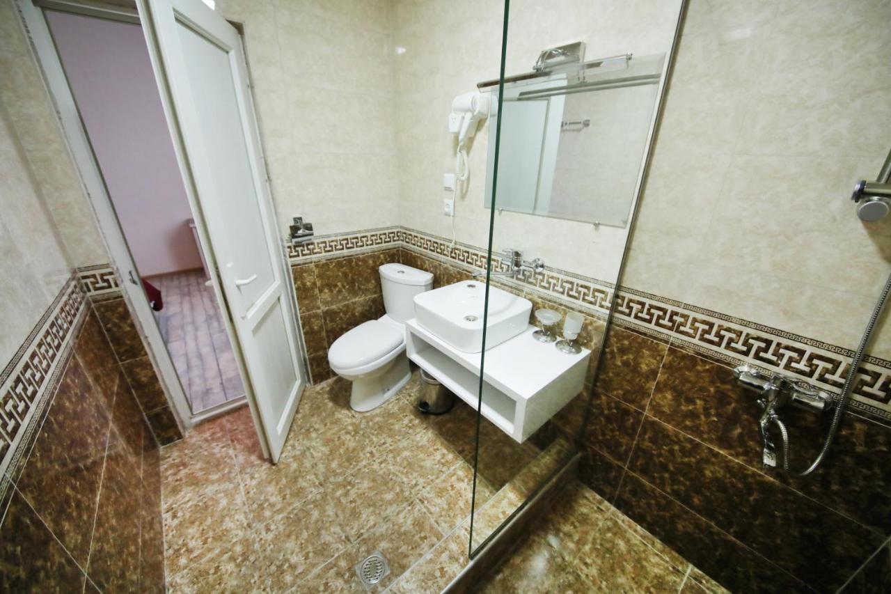 Hotel Tamari Kutaisi Bagian luar foto