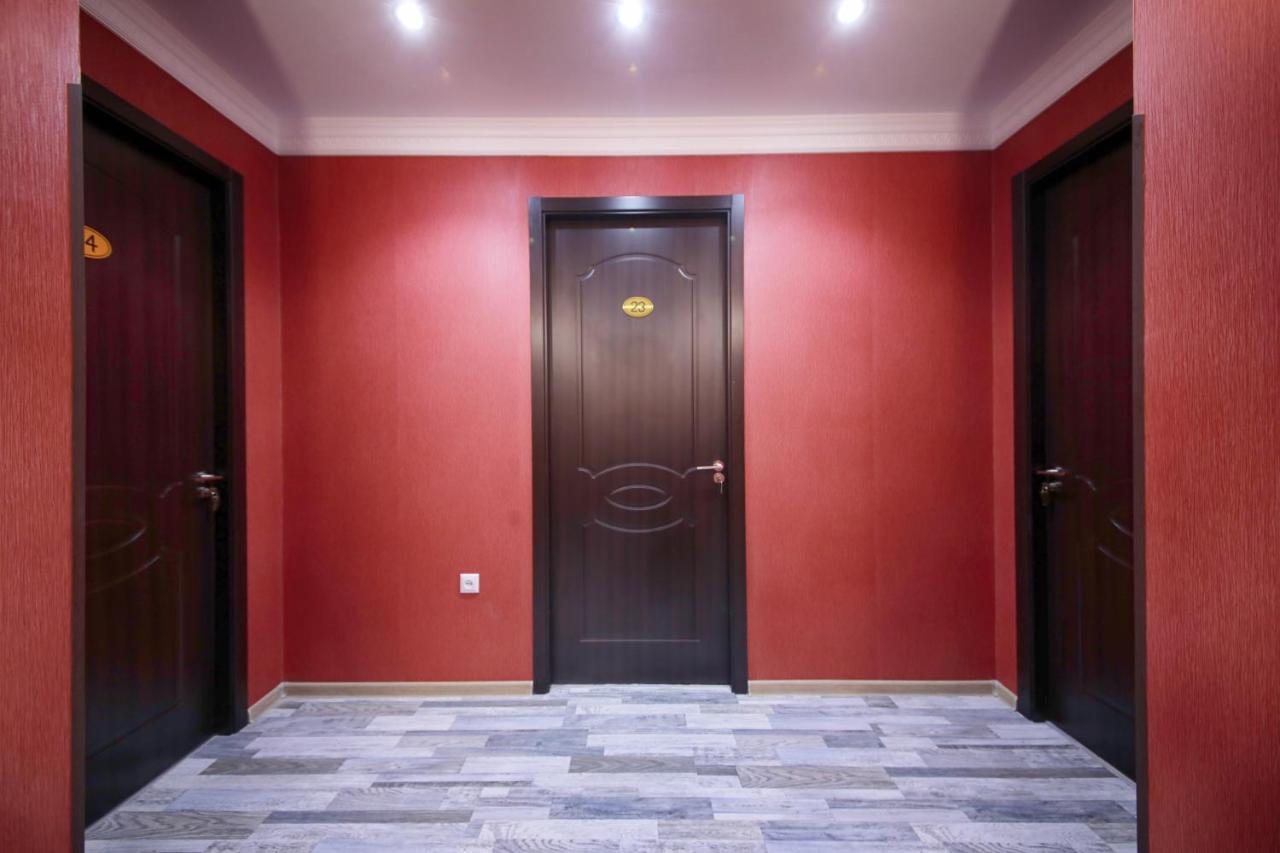 Hotel Tamari Kutaisi Bagian luar foto