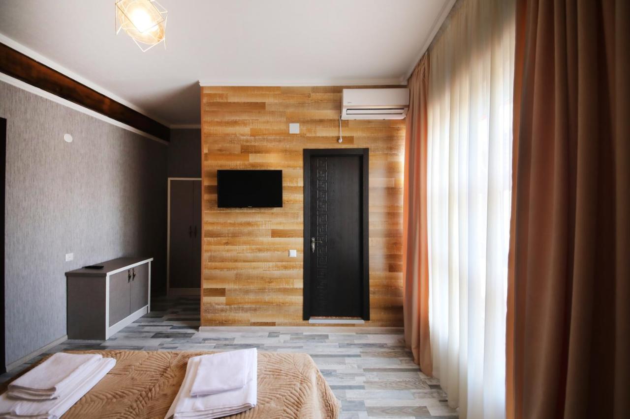 Hotel Tamari Kutaisi Bagian luar foto