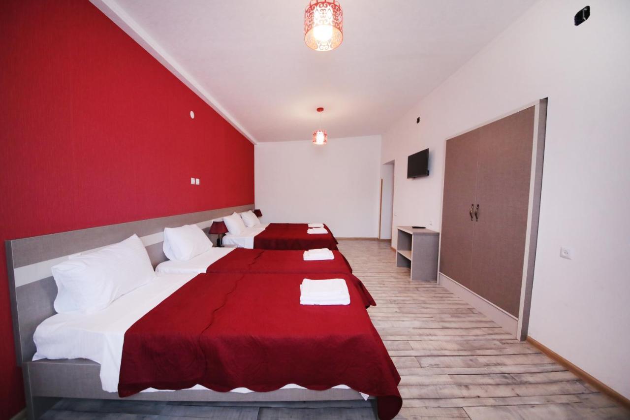Hotel Tamari Kutaisi Bagian luar foto
